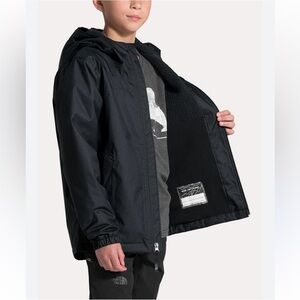 THE NORTH FACE Boy’s Warm Storm Jacket